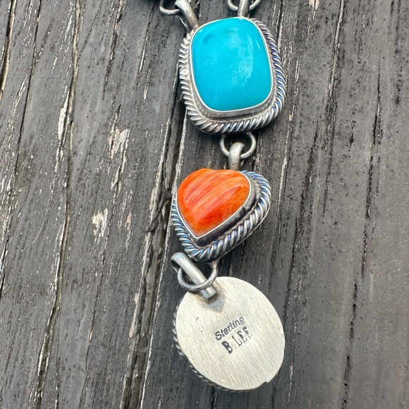 Navajo Betta Lee Spiny Oyster & Turquoise Heart SS Lariat & Earrings Set - Picture 6 of 8